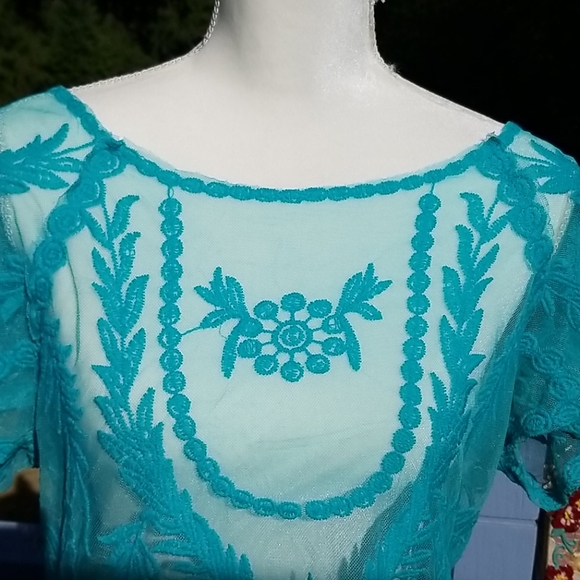 ADIVA Turquoise Lace Top sz Large - Picture 3 of 8